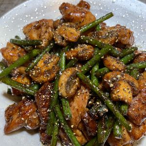 楽ラク手抜キッチン🐶🐾の作ってみた!投稿(【ご飯が一瞬で消えた、、】鶏肉のオイスター炒め)