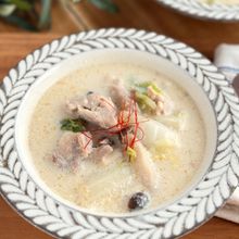 こく旨♪鶏もも肉と白菜の豆乳味噌スープ