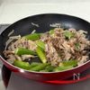 簡単ワンパン【豚こまとオクラとえのきの梅ぽん炒め】さっぱり♪の工程4