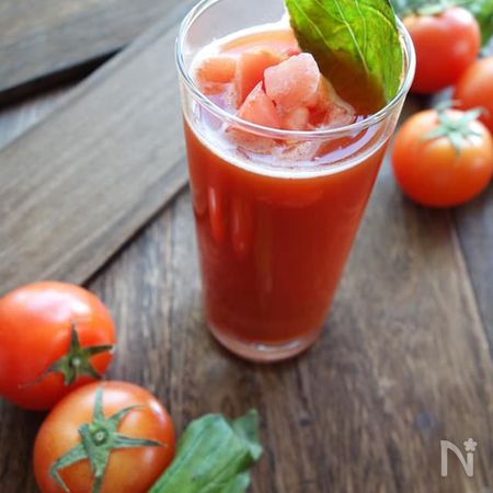 ノンアルコール レッドアイ By ハーブ料理家 白山美奈子 レシピサイト Nadia ナディア プロの料理家のおいしいレシピ