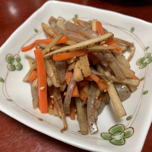 りんごの作ってみた!投稿(こんにゃくとごぼうのきんぴら【作り置き】)