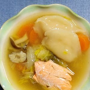 猫の作ってみた!投稿(餃子ときのこのあったか鍋)