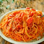 【ガーリックトマトチーズパスタ】ワンパン煮るだけ包丁いらない