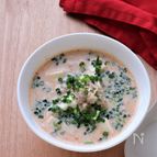 レンジで簡単！えのきとひき肉のピリ辛豆乳スープ