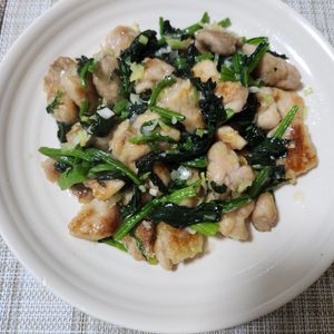 とももの作ってみた!投稿(バリ旨《ほうれん草と鶏肉♡ねぎ塩炒め》)