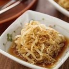 【地味なんだけど旨いんです】ごまたっぷりもやしの生姜醤油和え