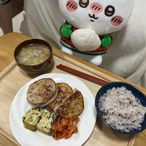 お腹空いたねこの作ってみた!投稿(剥がれる失敗なし！『れんこんとひき肉のはさみ焼き（塩味）』)