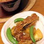 スペアリブと新じゃがいもの煮込み