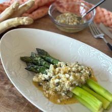 腸活アスパラサラダと半熟卵ソース