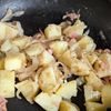 新じゃがゴロゴロほくほく♡【濃厚ベーコンポテトグラタン】の工程2