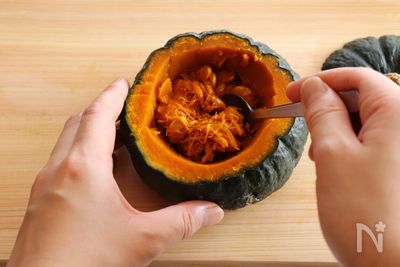 丸ごとかぼちゃのチキングラタン By 松井さゆり レシピサイト Nadia ナディア プロの料理家のおいしいレシピ