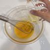 この組み合わせは最高!抹茶といちごホワイトチョコマフィンの工程1
