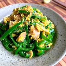 今夜のつまみに明日のお弁当に【ツナのうま味ピーマンしりしり】