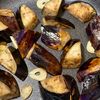 簡単エスニック♡なすとパクチーのナンプラー炒めの工程2