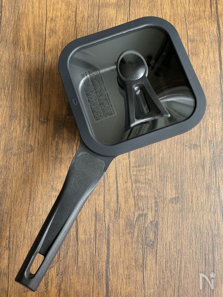 ドウシシャの「sutto（スット） スマートフライパン」