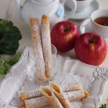 簡単♪春巻きの皮でアップルパイスティック