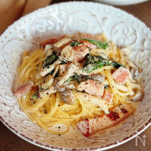 【ベーコンとほうれん草のクリームパスタ】まろやかソース♡