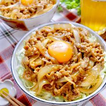 旨い!と言わせる☆『ガッツリ豚こま丼』