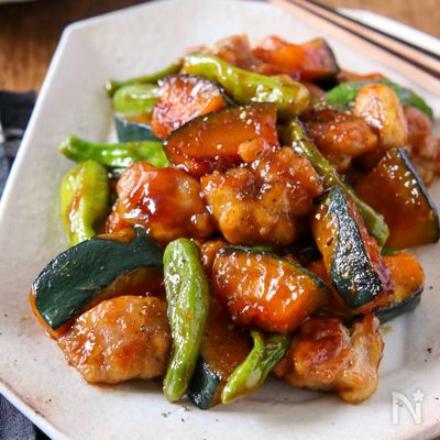 緑黄色野菜たっぷり【鶏肉とかぼちゃの甘酢炒め】
