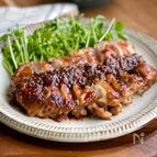 鶏もも肉で⭐︎りんごはちみつ甘辛ダレの照り焼きチキン