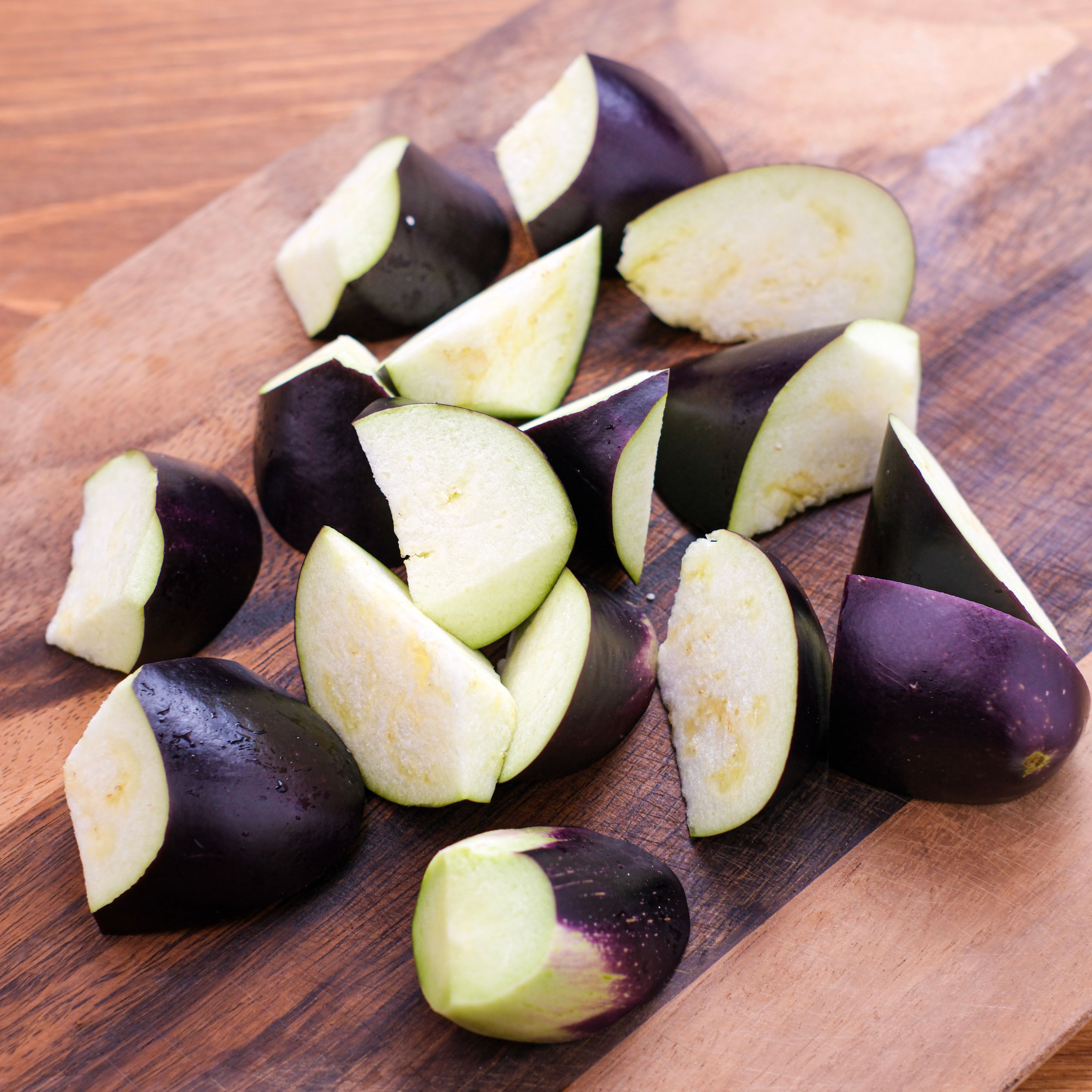 なすの辛味噌和え】レンチンで♪色良く仕上がる簡単なす副菜