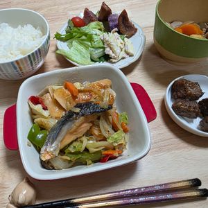 みつつの作ってみた!投稿(野菜たっぷり！【鮭のちゃんちゃん焼き】)