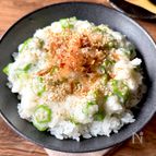 5分で完成！【オクラとたたき長芋のとろろ丼】味付けは白だし♪