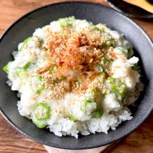 5分で完成！【オクラとたたき長芋のとろろ丼】味付けは白だし♪