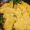 【とろとろ卵と菜の花の中華風ウインナー丼】手軽で美味しい!の工程4