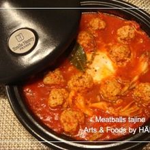 タジン鍋レシピ♪ハーブ豚のミートボールのトマト煮込み