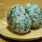 おかひじきとゴマ塩のおにぎり