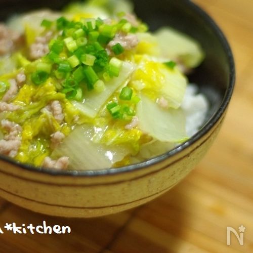 レンジでとろり♪白菜のそぼろあんかけ丼