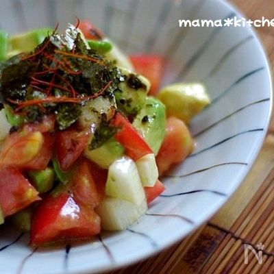 長芋入り♪トマトとアボカドのタルタルユッケ