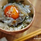 生しらすと漬け玉子の丼