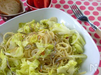 小女子と春キャベツのペペロンチーノ By シニア野菜ソムリエ立原瑞穂 レシピサイト Nadia ナディア プロの料理家のおいしいレシピ