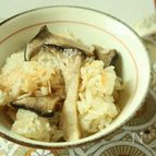 アギ茸とホタテの炊き込みおこわ