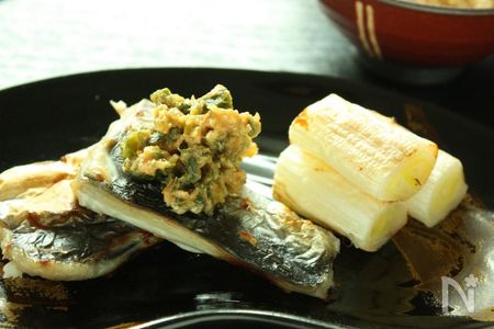 さわら の人気レシピ15選 上品な味わいが魅力 焼いて 煮て 蒸して美味しい レシピサイト Nadia ナディア プロの料理家のおいしいレシピ