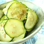 生で新食感♪ズッキーニのナムル