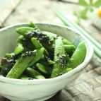 スナップえんどうの黒胡麻和え
