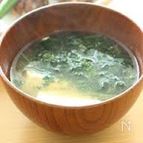 モロヘイヤと豆腐のお味噌汁