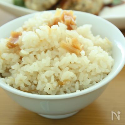 ホタテの干し貝柱とえのきだけの炊き込みごはん