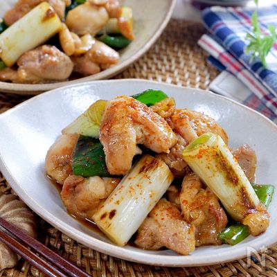 食材2つ!絶品居酒屋風おかず♡『甘辛醤油の鶏ももねぎま炒め』