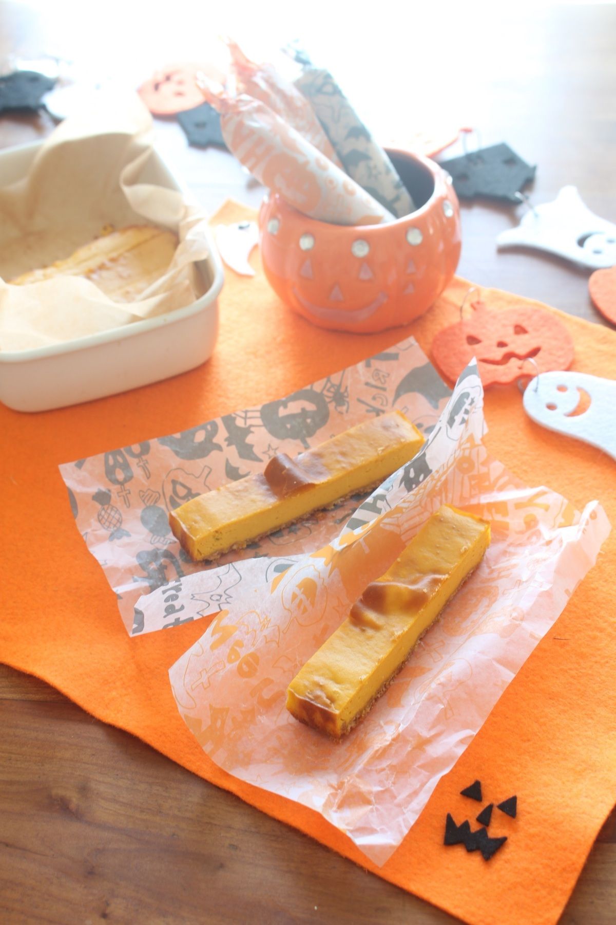 ホーロー容器でつくる かぼちゃのスティックチーズケーキ レシピサイトnadia