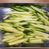 簡単ヘルシーなお惣菜😘♪もやしとちくわときゅうりの中華和えの工程3