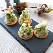 レンジで♪ブロッコリーのツリーマッシュポテト