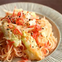 【キャベツと桜えびのレモン塩焼きそば】