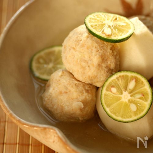 【里芋とつくねの塩酢橘煮】
