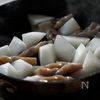 【大根と蒟蒻の炒め煮】の工程3