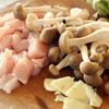【鶏としめじの和風ピラフ】の工程1