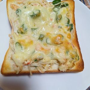 RON♪RONの作ってみた!投稿(【和風カニカマトースト】お味噌汁との相性抜群！)